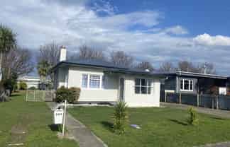 907 Tawa Street, Mahora