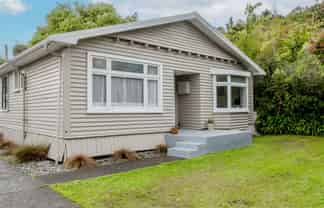 2 Sutherland Street, DUNOLLIE