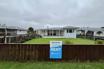 15 Barry Avenue, Whakatane