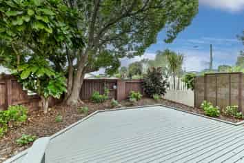 1/67 Vauxhall Road, Devonport