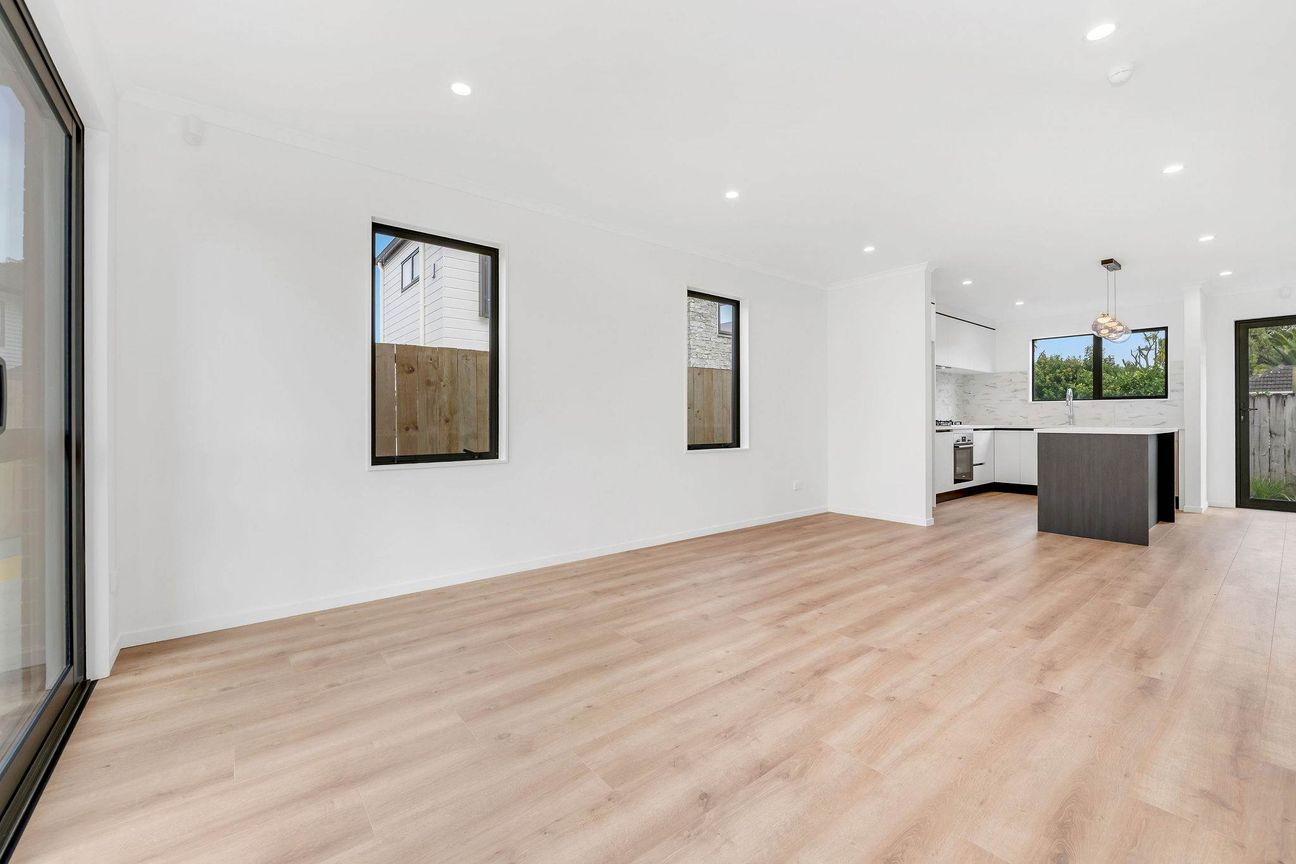 Corner 3 Bedroom with Garage! - Widok 6