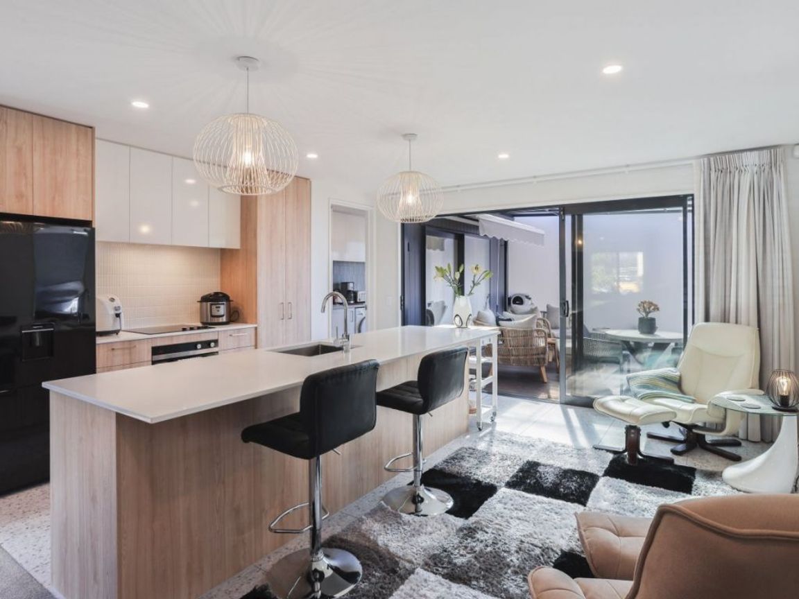 15 Eminence Drive, Northwood, Christchurch City, Canterbury - Photo 2