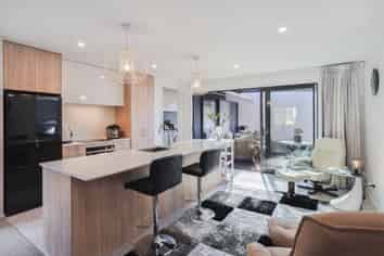 15 Eminence Drive, Northwood