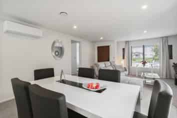 15 Eminence Drive, Northwood