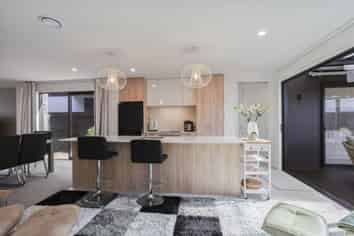 15 Eminence Drive, Northwood