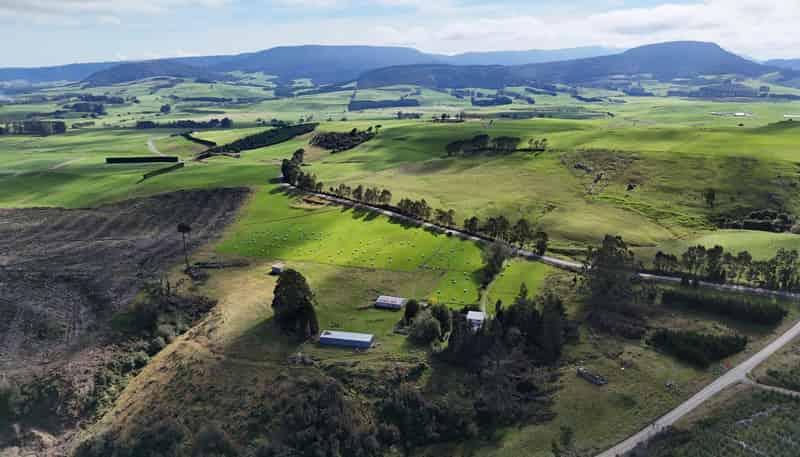 226 Mokoreta Tahakopa Road, Wyndham