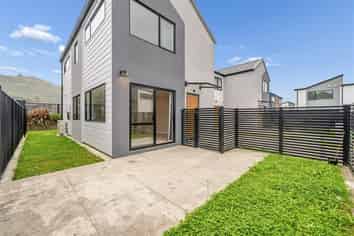  8 Desert Gold Lane, Wallaceville