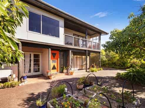 102 Trewavas Street, Motueka