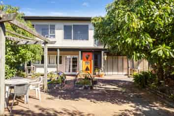 102 Trewavas Street, Motueka