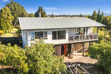 102 Trewavas Street, Motueka