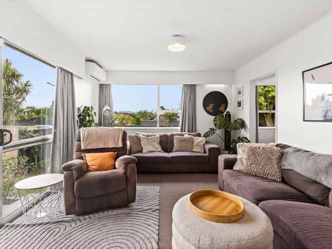 56 Wynyard Crescent, Tamatea