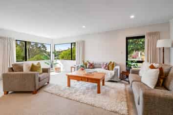 9 Thornbill Rise, Unsworth Heights