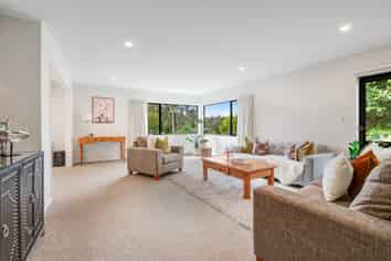 9 Thornbill Rise, Unsworth Heights