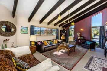 12 Dunns Street, Silverstream