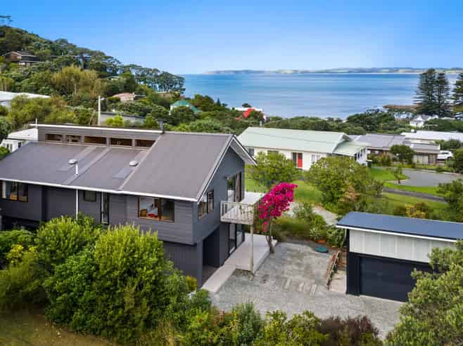 29 Grand View Road, Leigh