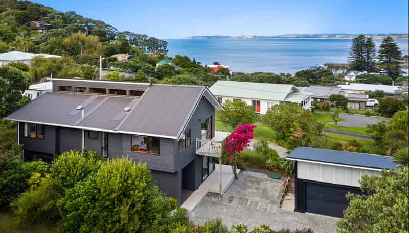 29 Grand View Road, Leigh