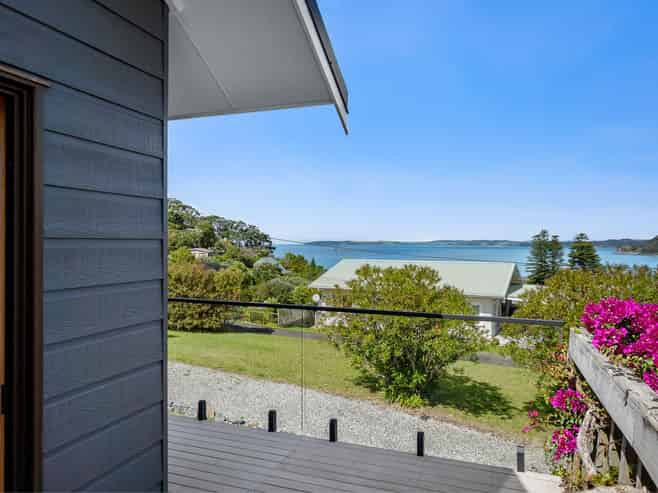 29 Grand View Road, Leigh