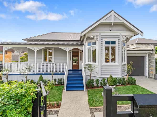 2 Pukenui Road, Epsom