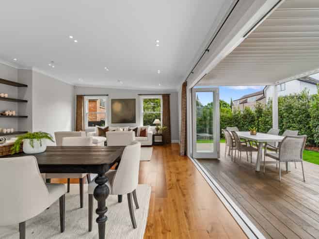 2 Pukenui Road, Epsom