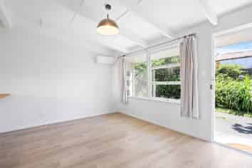 3/ Jutland Road, Hauraki