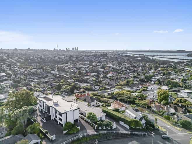 96D Upland Road, Remuera