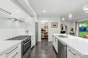 8 Simms Lane, West Melton