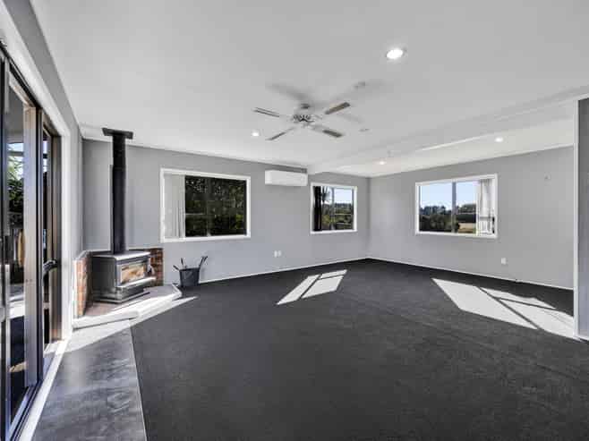 7 Swansea Road, Stratford