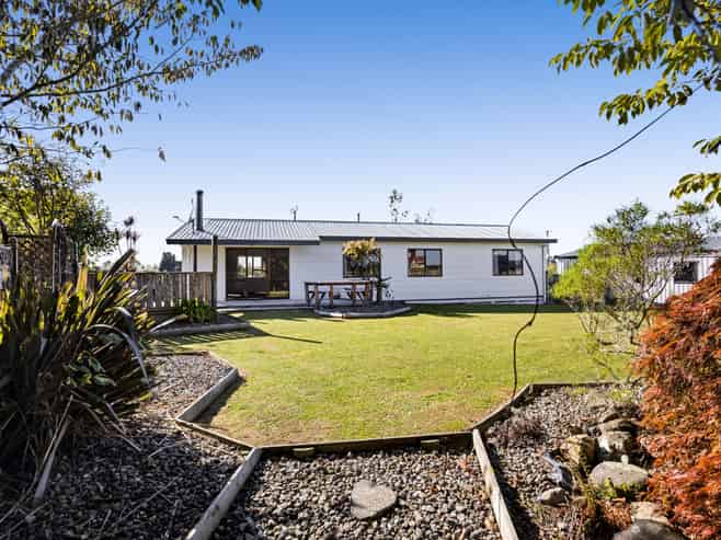 7 Swansea Road, Stratford