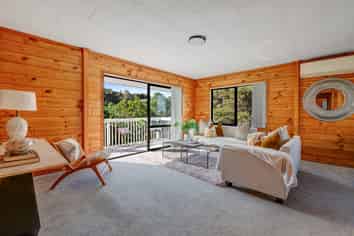 16 Noeleen Street, Glenfield