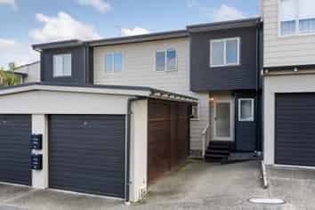 9/206 Manuka Road, Bayview