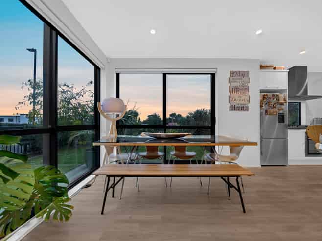 4 Matairangi Avenue, Totara Heights