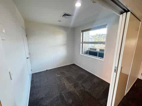 3/221-223 Dairy Flat Highway, Albany