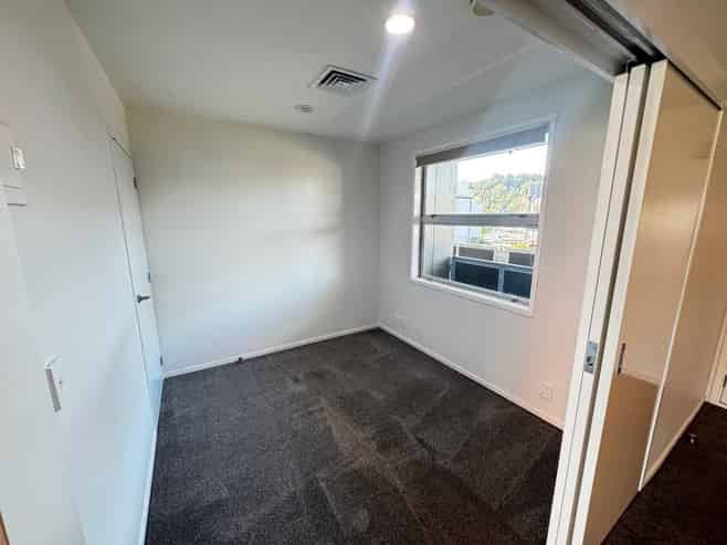 3/221-223 Dairy Flat Highway, Albany