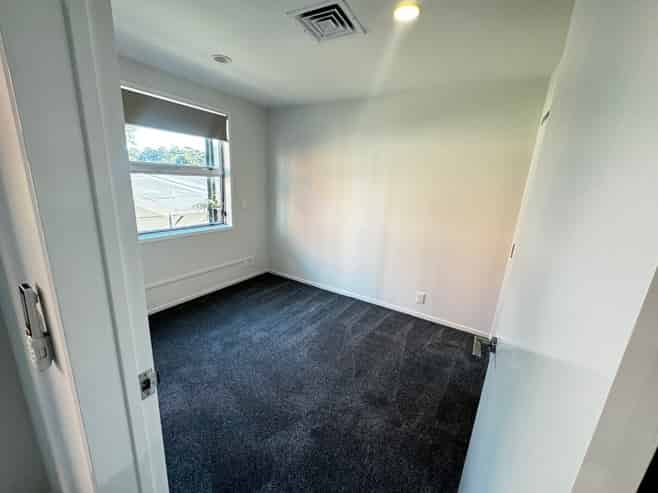 3/221-223 Dairy Flat Highway, Albany