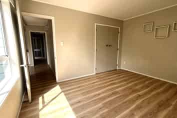 20 Moore Crescent, Carterton