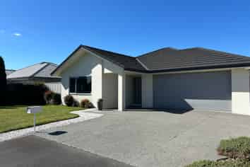 29 Rossall Crescent, Rolleston