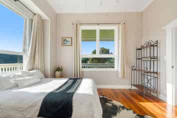 306 West Coast Road, Makarau