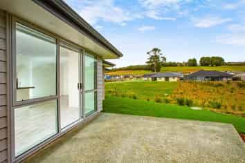 11 Ella Anne Cres, Warkworth