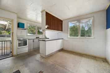 30 Ewert Street, Fordlands