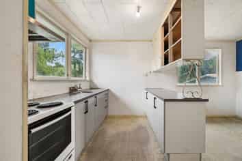 30 Ewert Street, Fordlands