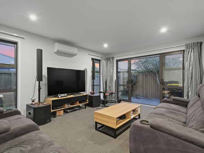 19 William Nicholls Drive, Belfast