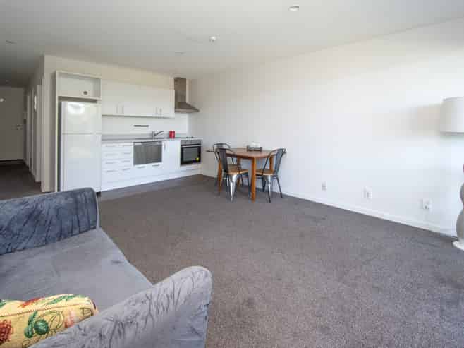 9/126 Nursery Road, Linwood