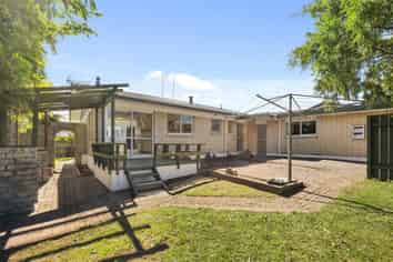 3 Rika Place, Kawaha Point