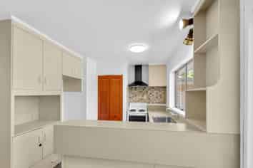 3 Rika Place, Kawaha Point