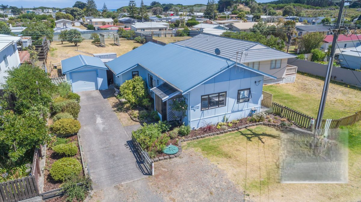 Coastal living with comfort & potential