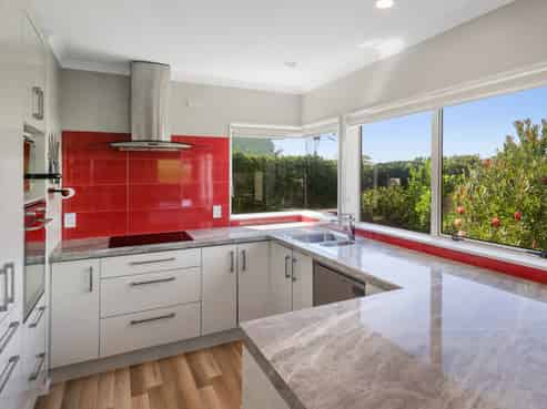 97 Koutunui Road, Athenree