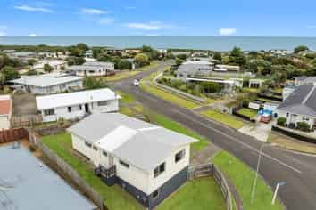 10 Tainui Street, Castlecliff