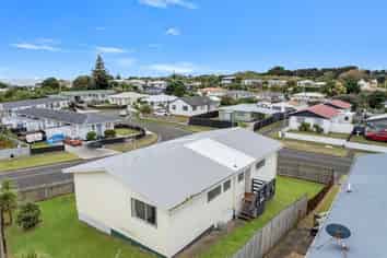 10 Tainui Street, Castlecliff