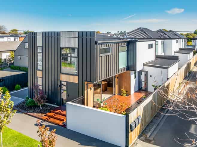 1/69 Bishop Street, Saint Albans