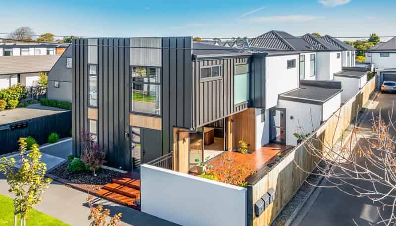 1/69 Bishop Street, Saint Albans